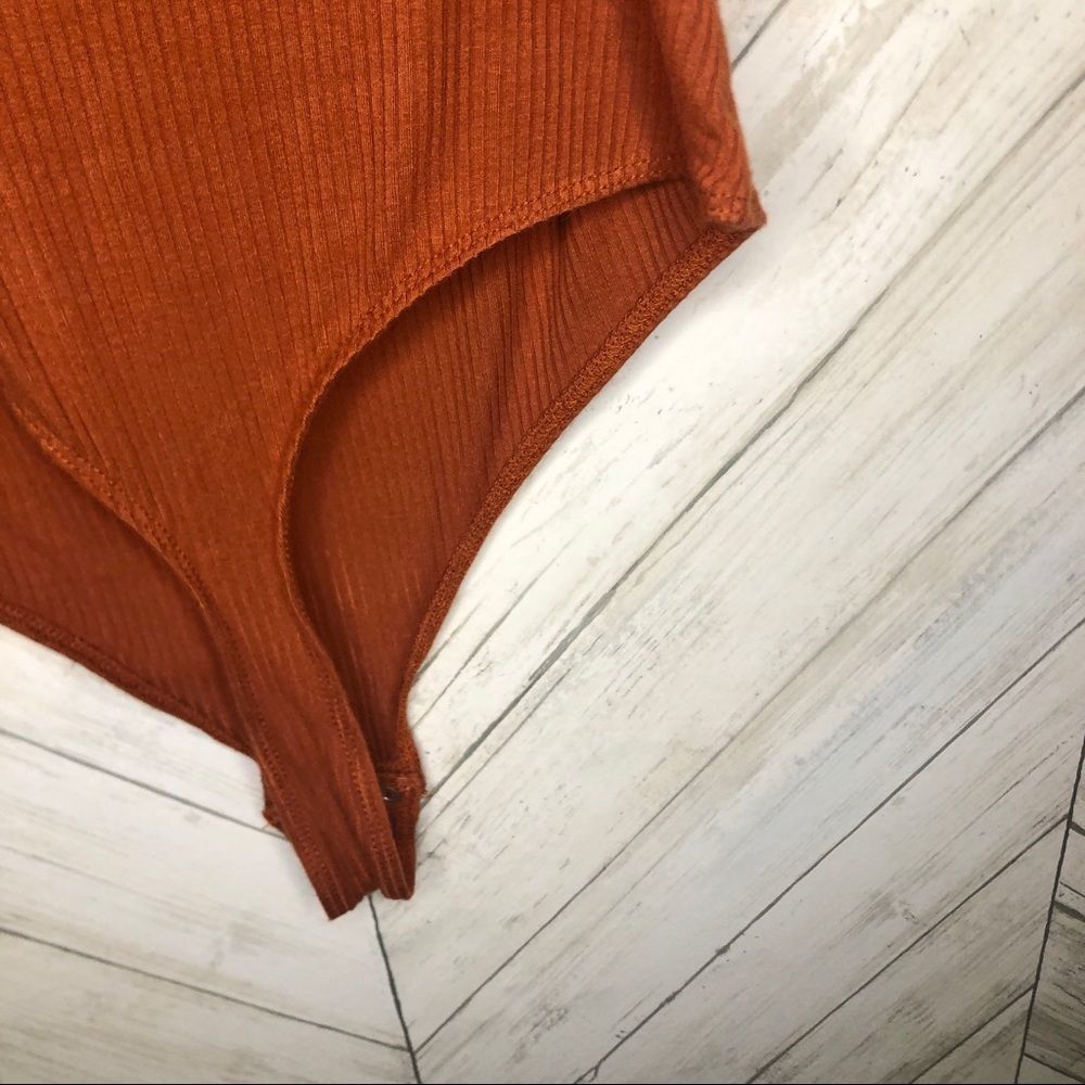 Retro Colorblock Ribbed Bodysuit - Picture 5 of 6
